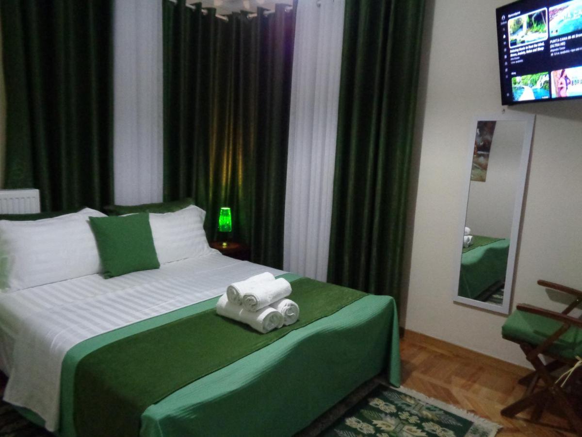 Villa Cato Sarandë 外观 照片