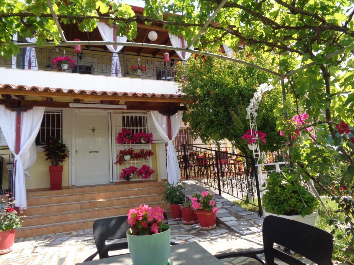 Villa Cato Sarandë 外观 照片