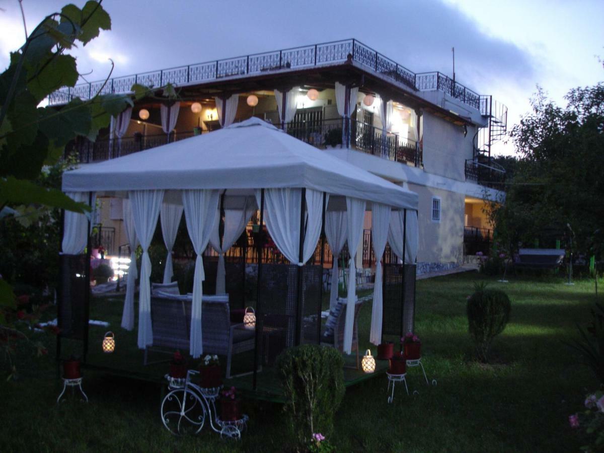Villa Cato Sarandë 外观 照片